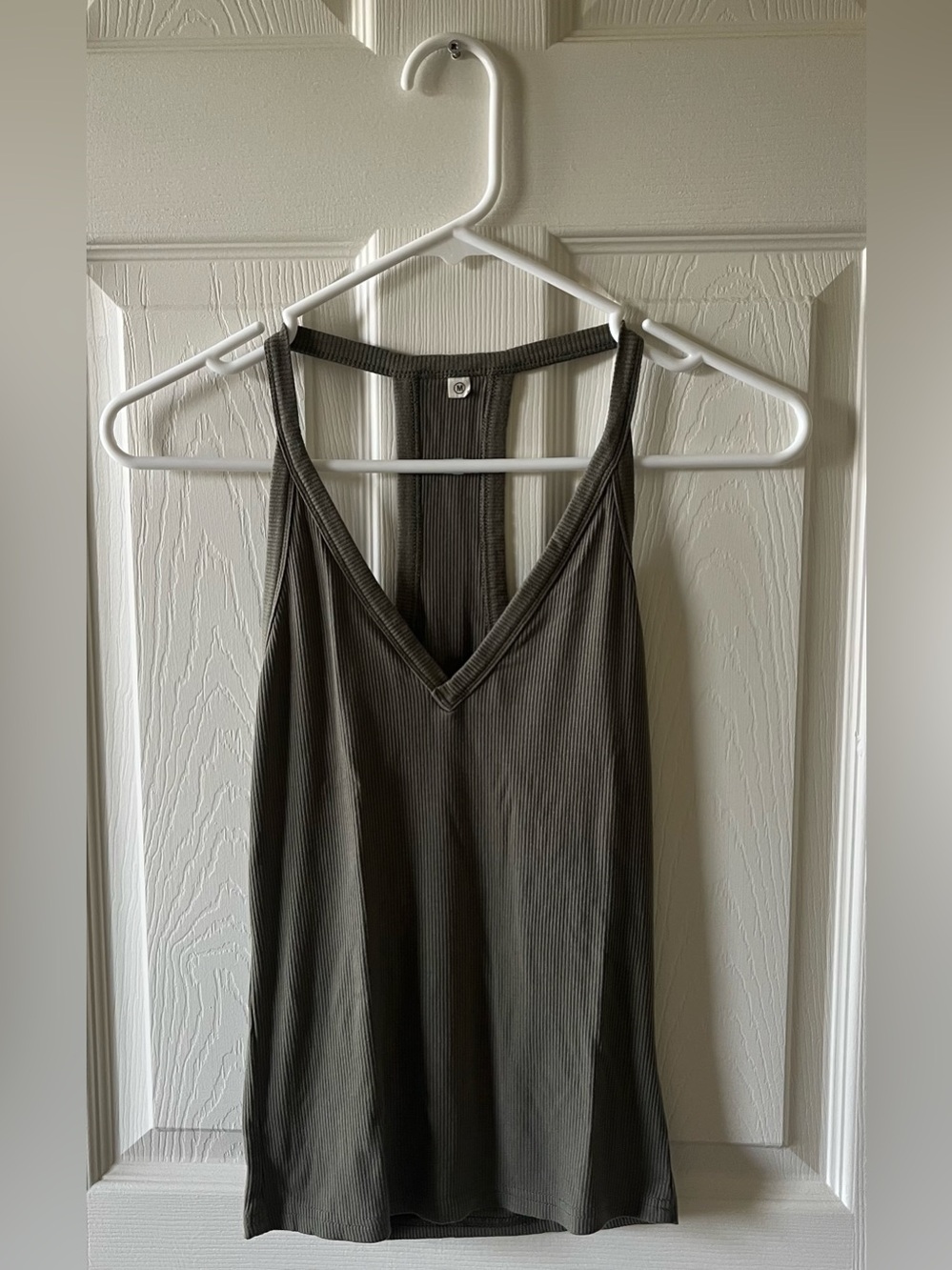 iGENJUN Olive V-Neck Racerback Tank Top